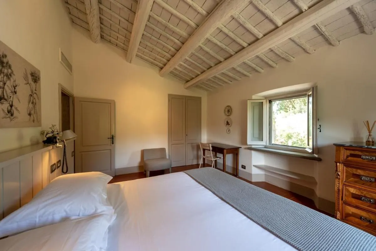 Unique Villa With Infinity Pool Inside Chianti Corti