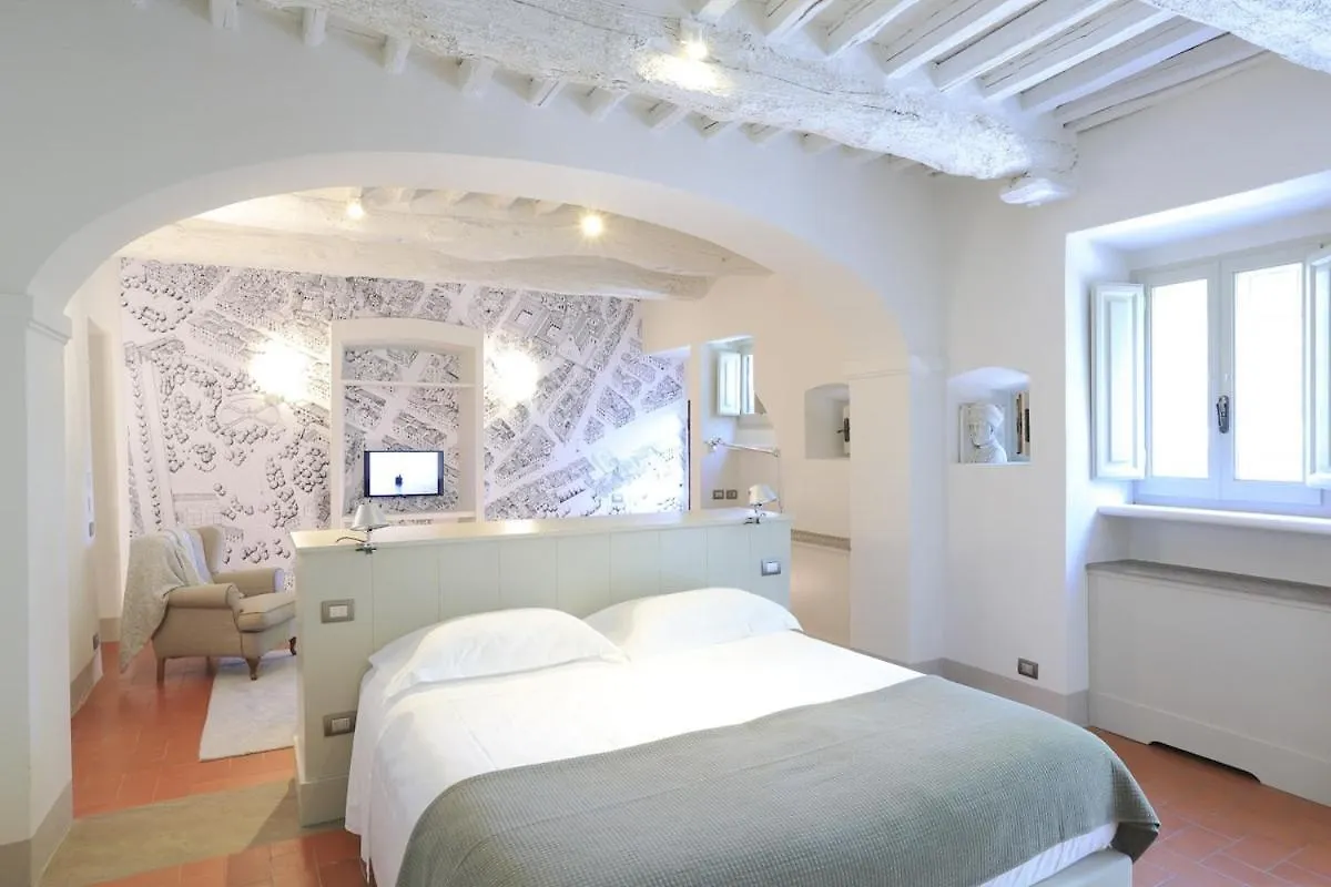 Unique Villa With Infinity Pool Inside Chianti Corti 0*,  Италия